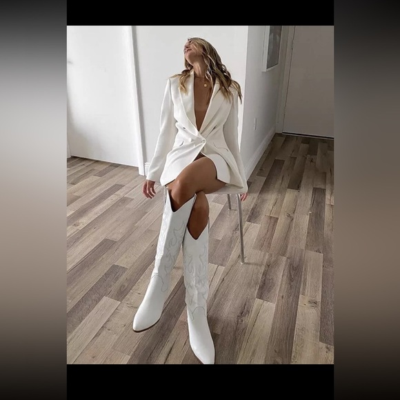 Foklysp Women's Cowboy Boots Classic Embroidered Almond Shaped Size 9.5 White - Picture 3 of 4